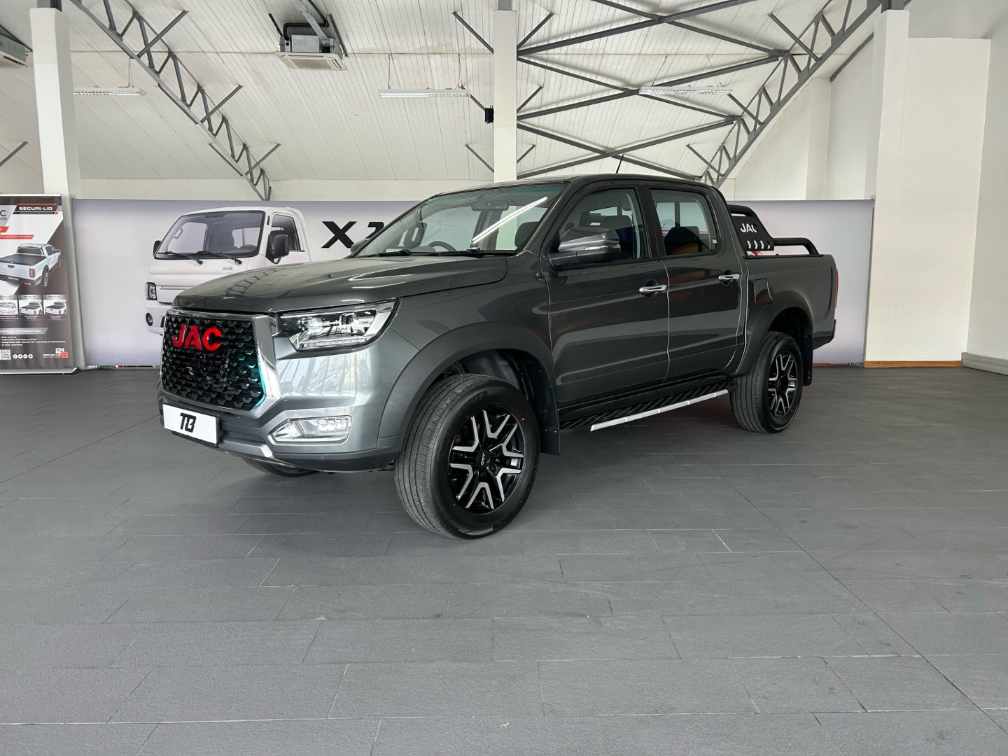 2026 JAC T8 2.0 CDi LUX 4X4 P/U D/C